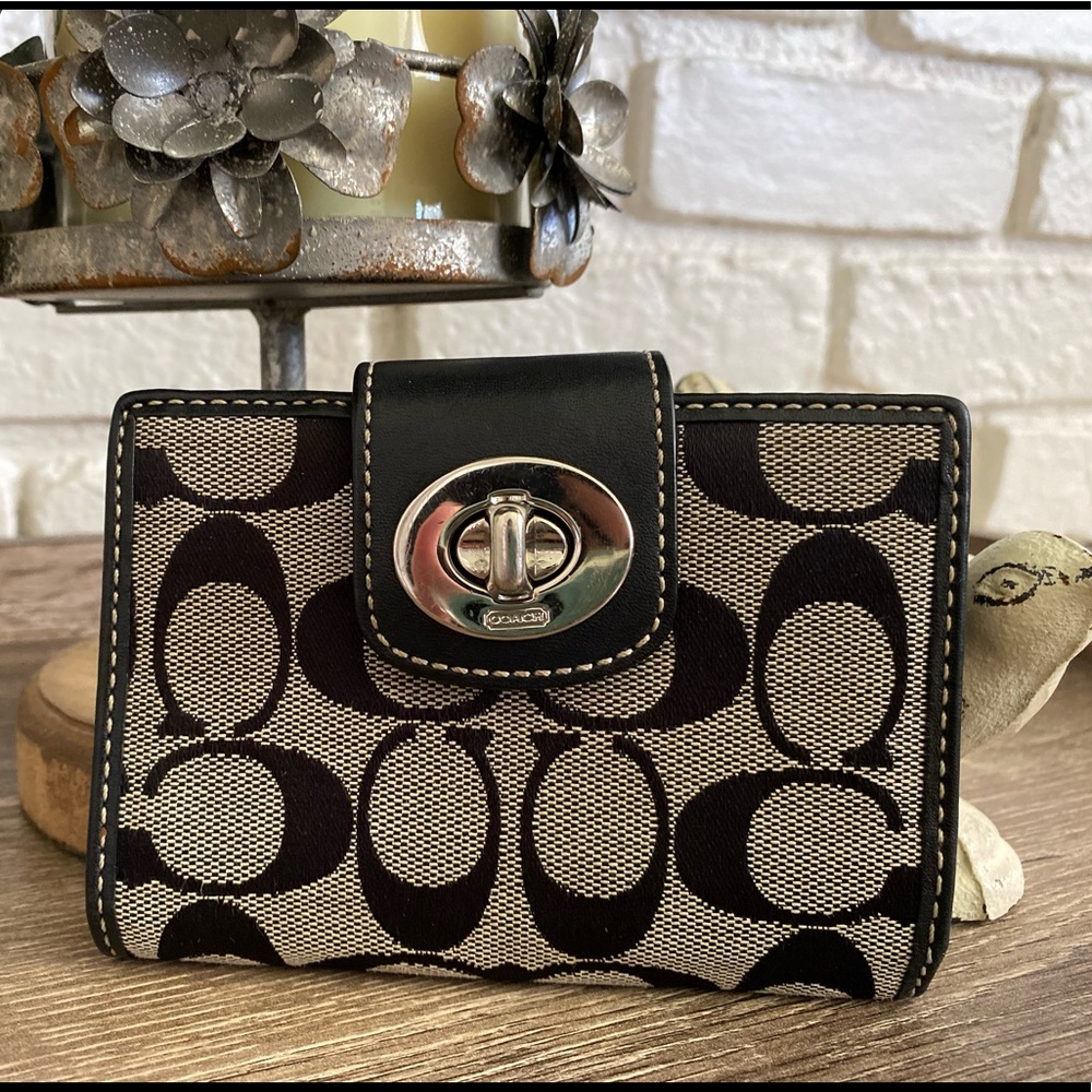 Coach wallet